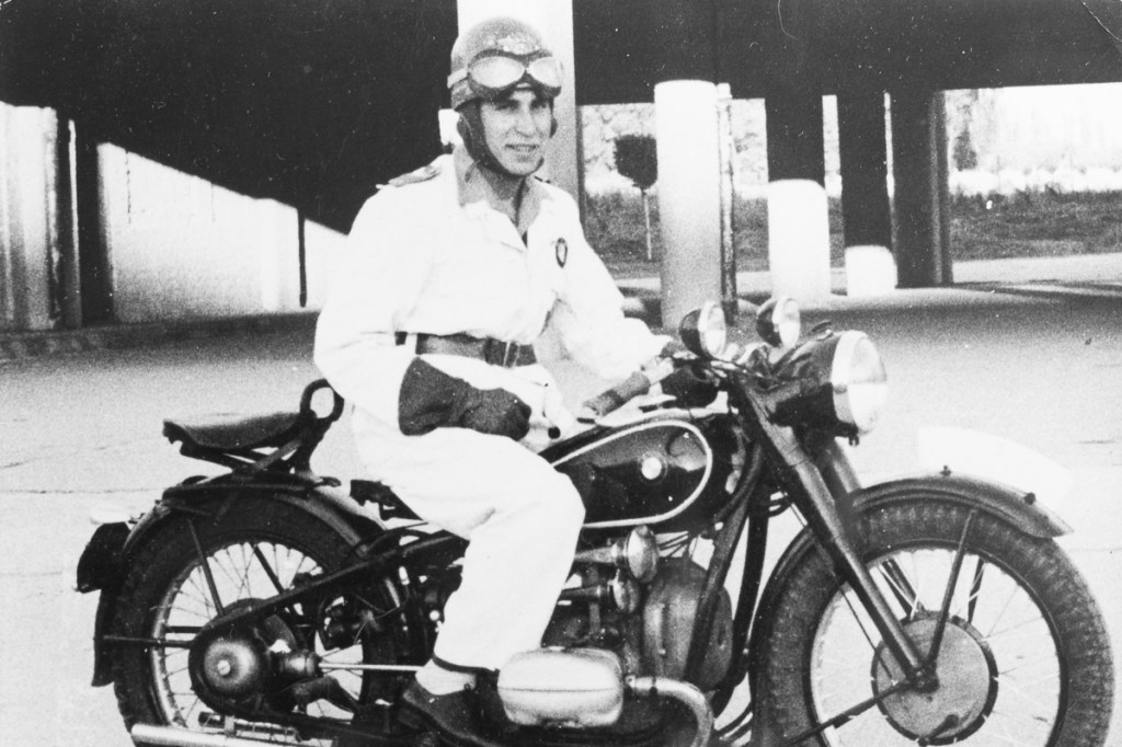 Mi abuelo, el motociclista
